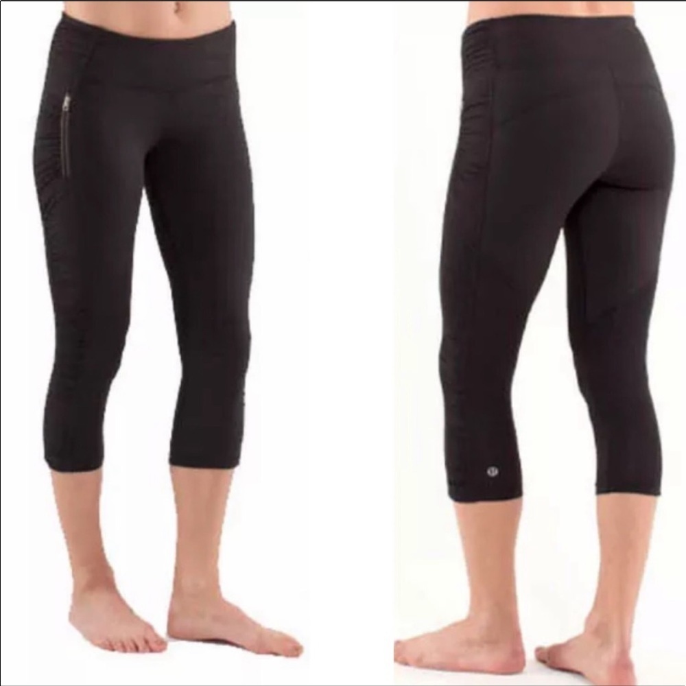 Lululemon ruched mesh side crop